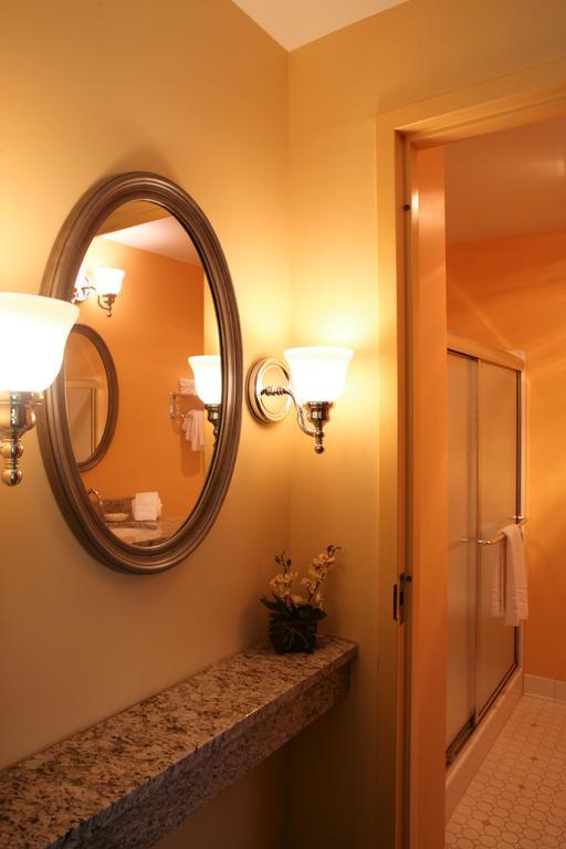 Main Street Inn Blacksburg Bagian luar foto