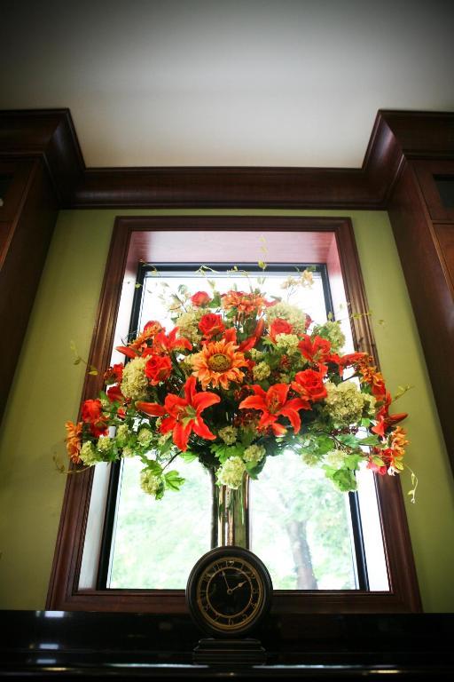 Main Street Inn Blacksburg Bagian luar foto